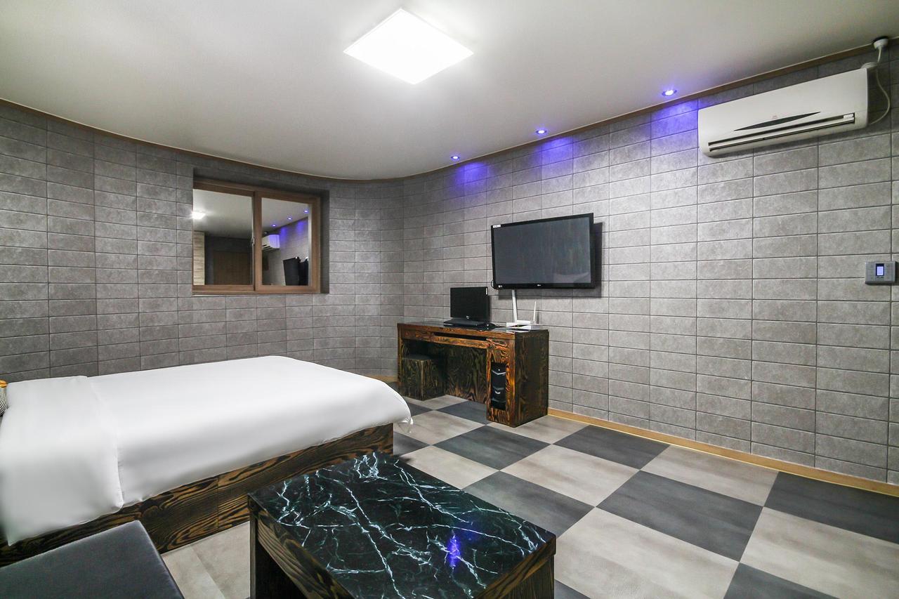 Hotel Lie Geoje Εξωτερικό φωτογραφία