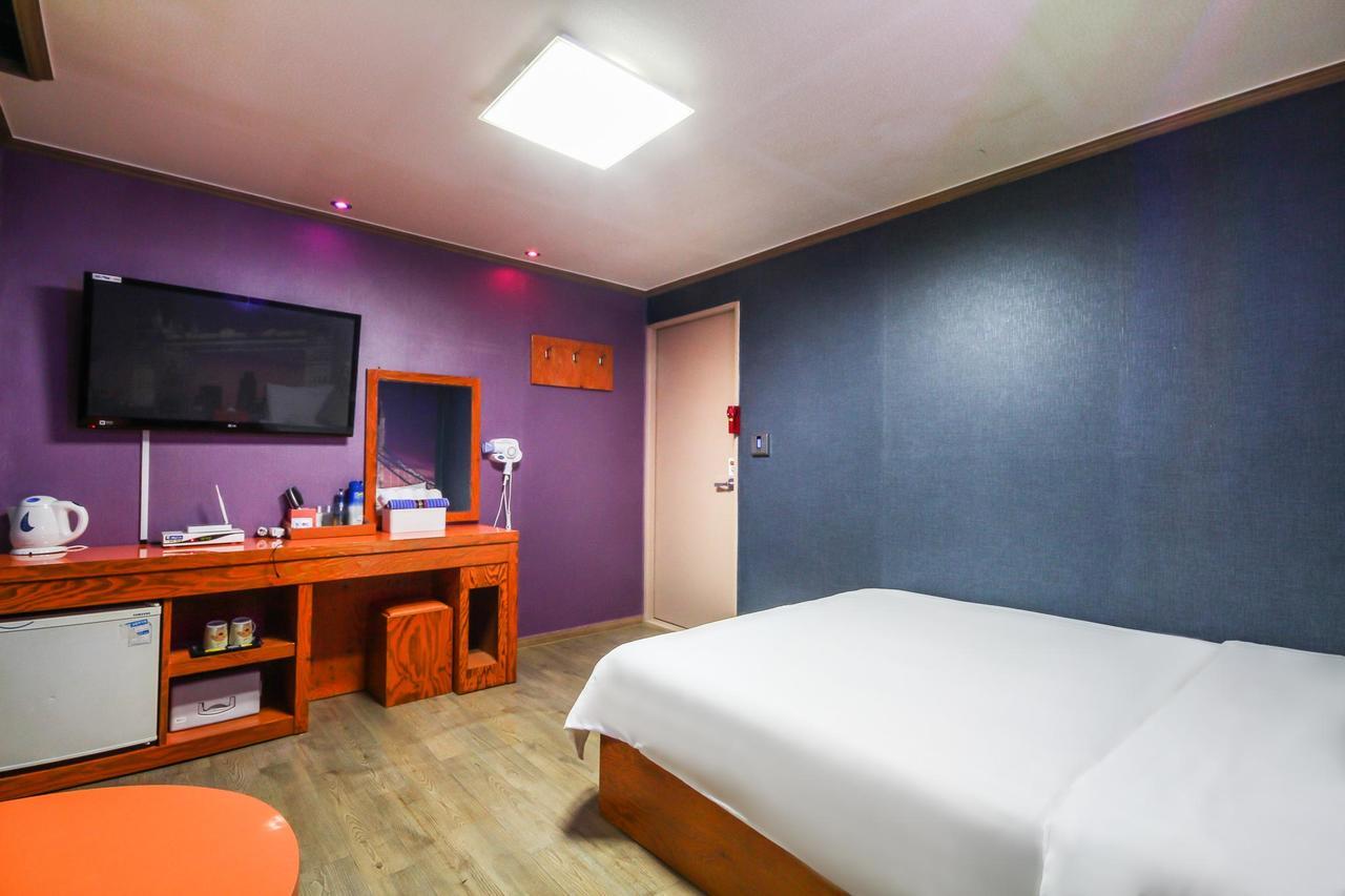 Hotel Lie Geoje Εξωτερικό φωτογραφία